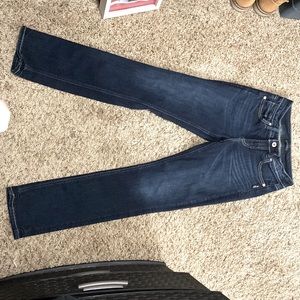 Silver jeans 26/30. Worn once.